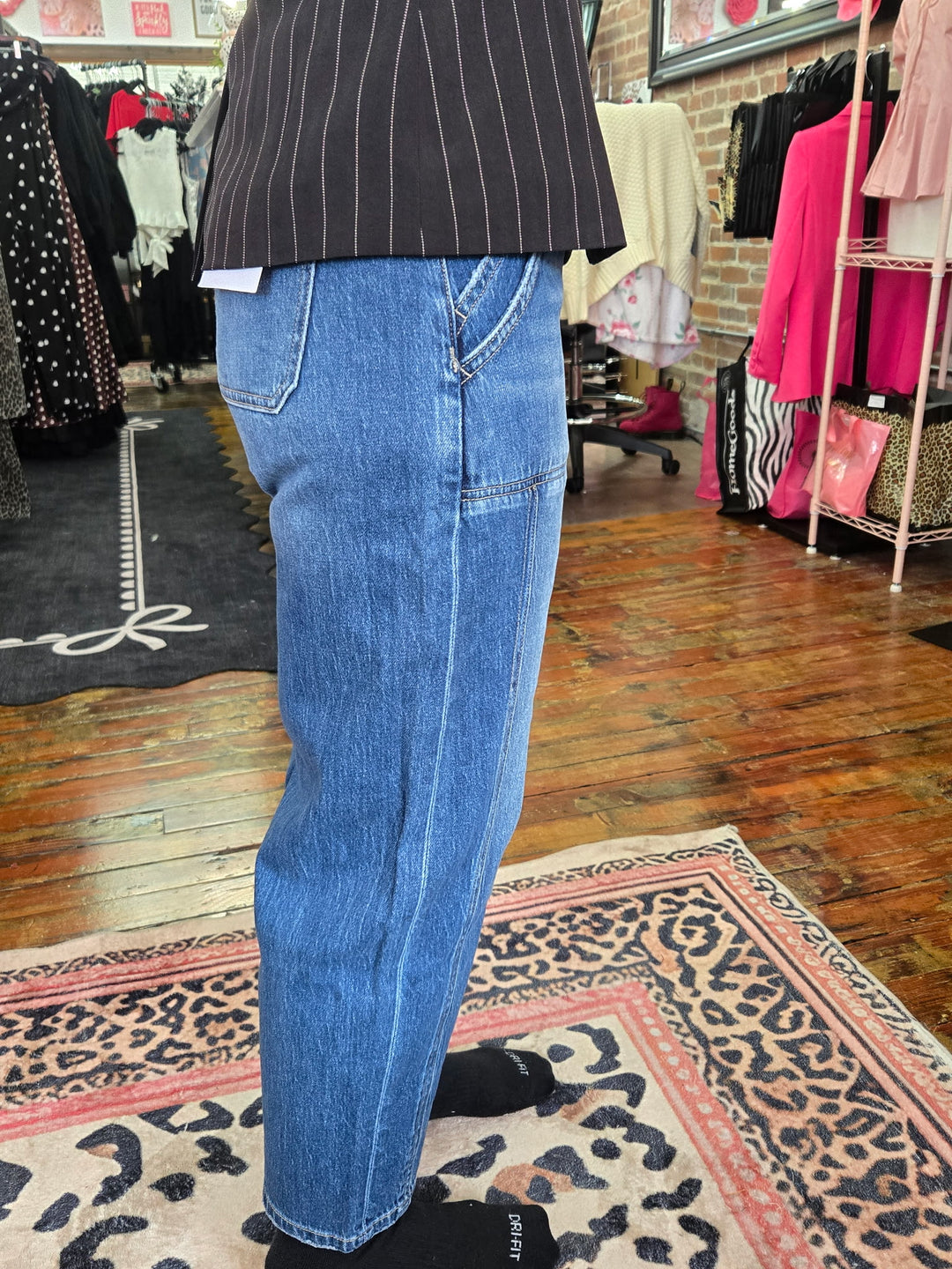 Ella jeans