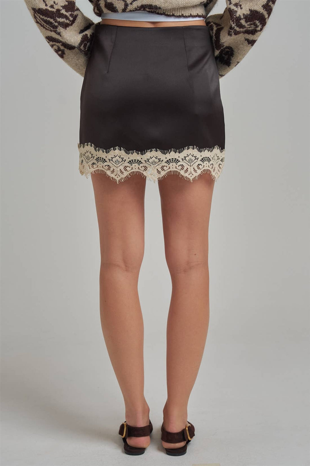 SATIN MINI SKIRT WITH EYELASH LACE