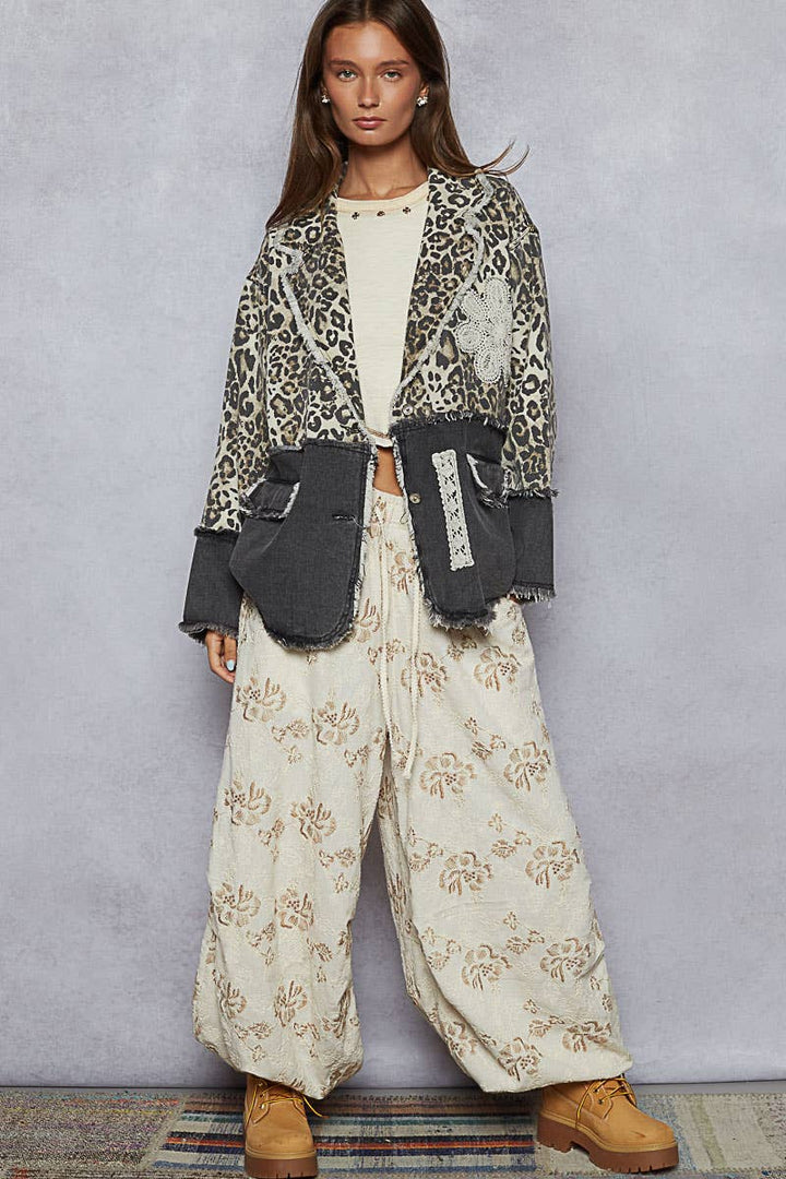 Crochet patch leopard printed twill woven blazer/jacket