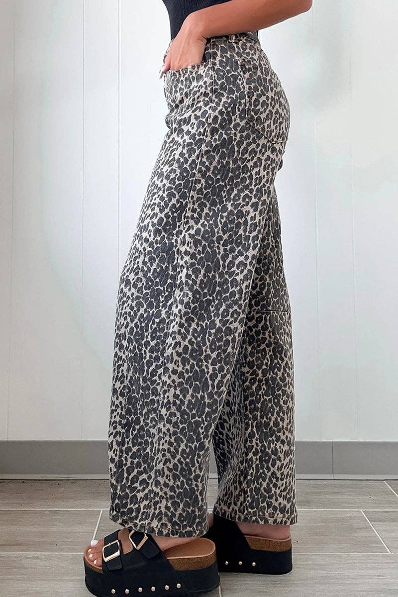 Leopard Straight Jeans