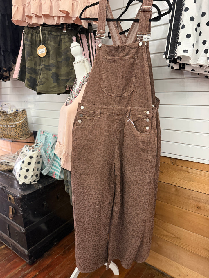 leo overalls