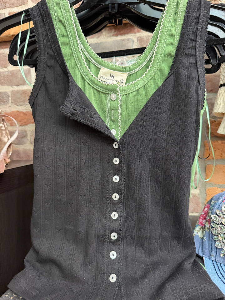 Ribbed cotton button-front Picot trim tank