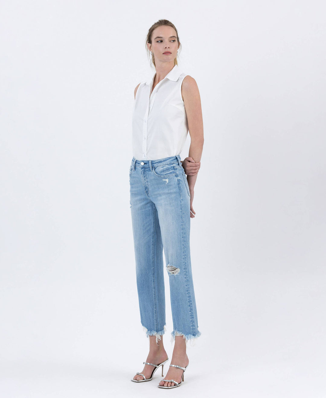 HIGH RISE DISTRESSED CROP SLIM WIDE JEANS