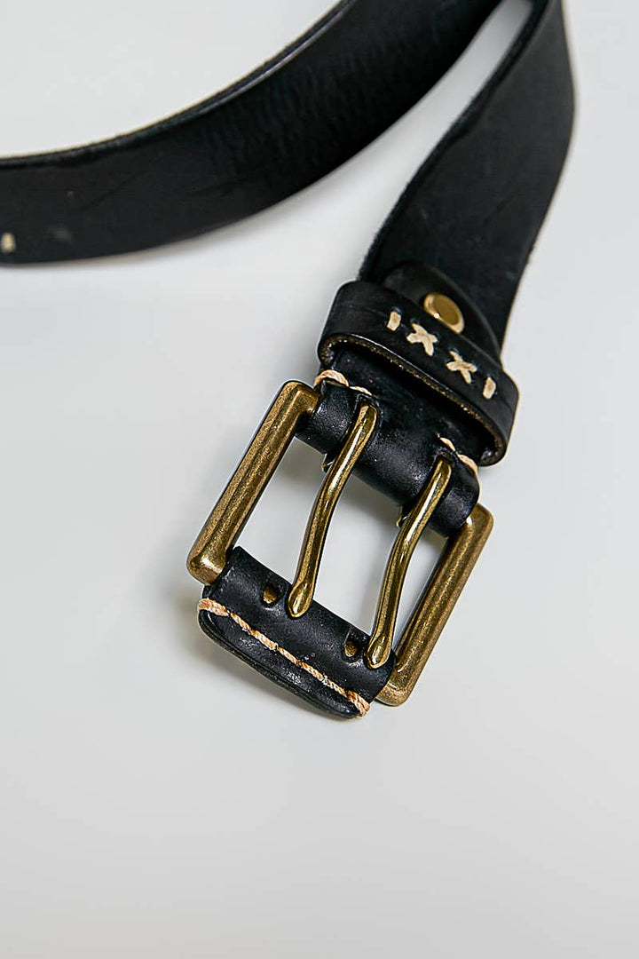 Vintage-Inspired Rugged Hardware Detail Genuine Leather Belt