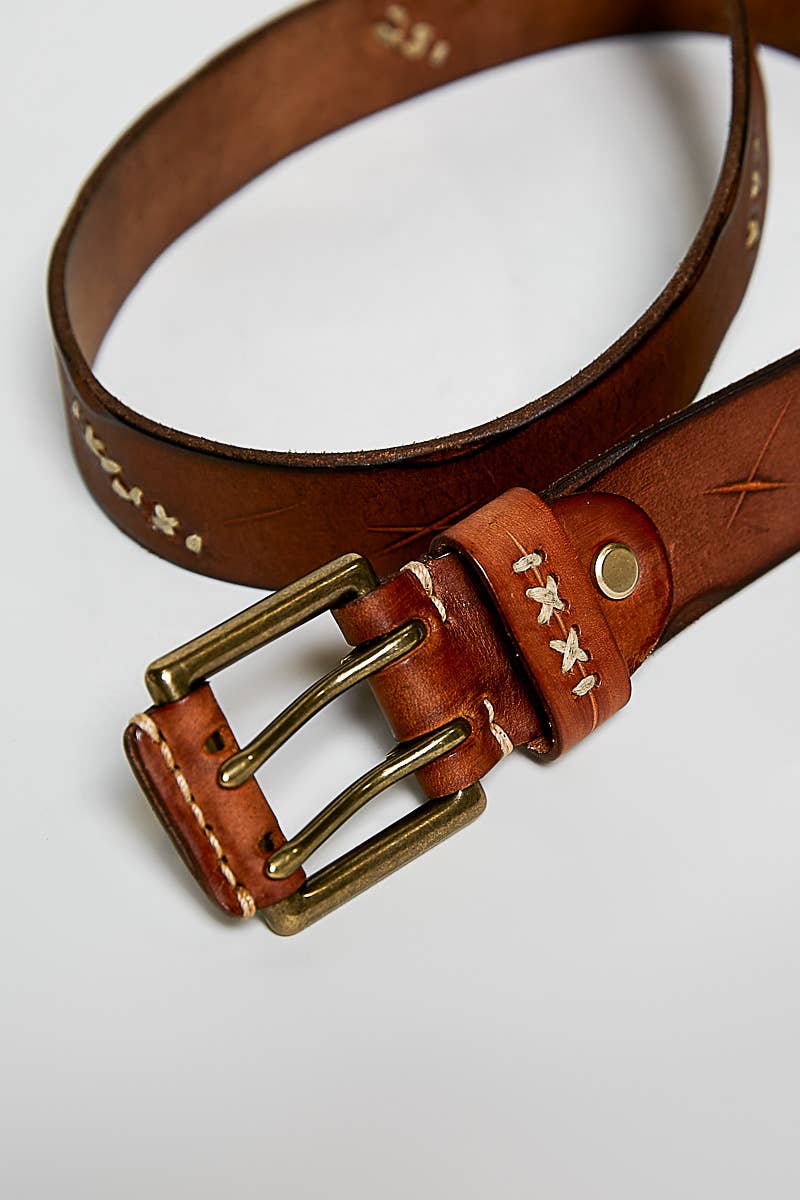 Vintage-Inspired Rugged Hardware Detail Genuine Leather Belt
