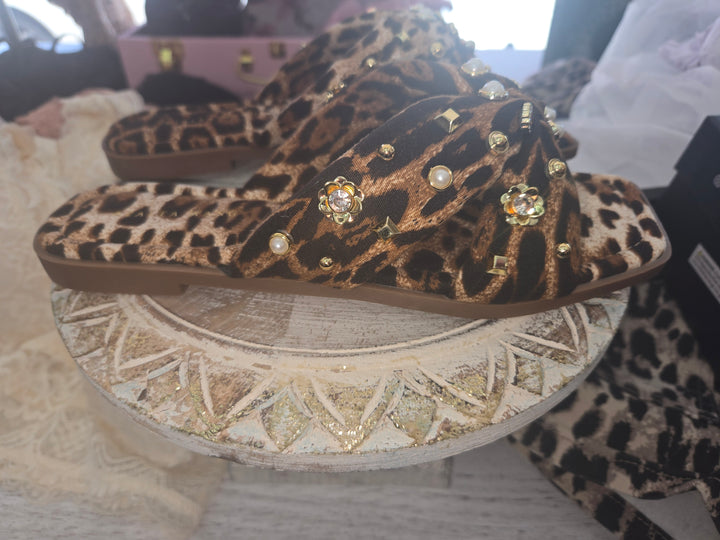 Leopard flats
