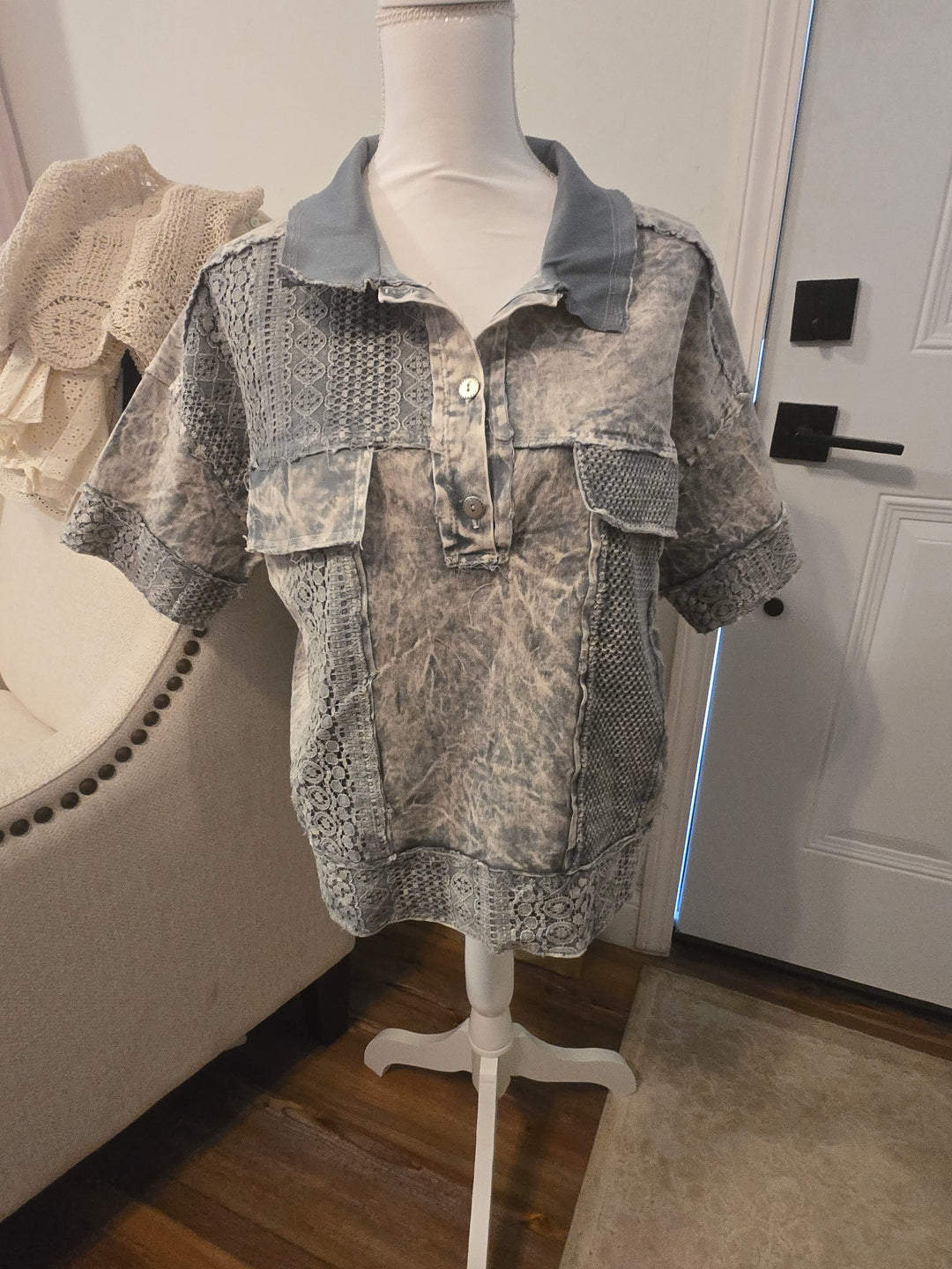 Mineral washed lace mesh button collar blouse