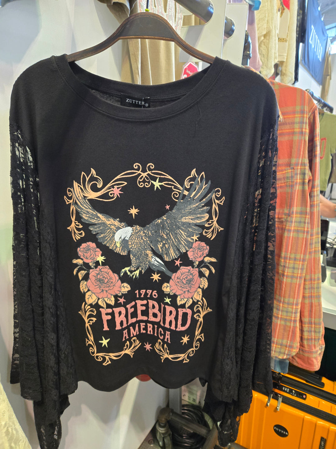 Freebird Americana  Lace  Sleeves