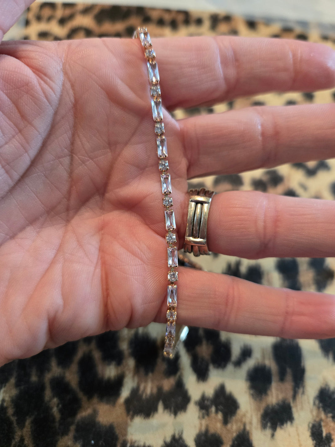 Delicate cubic zirconian 16 inch chain