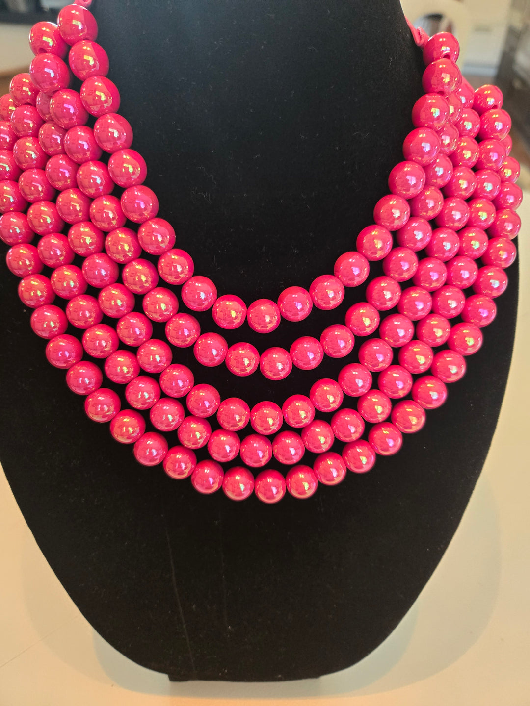 Magnetic necklace