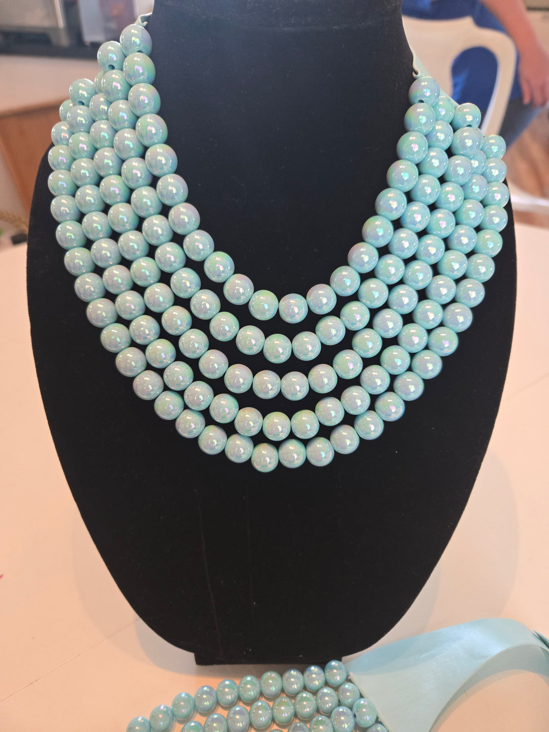 Magnetic necklace