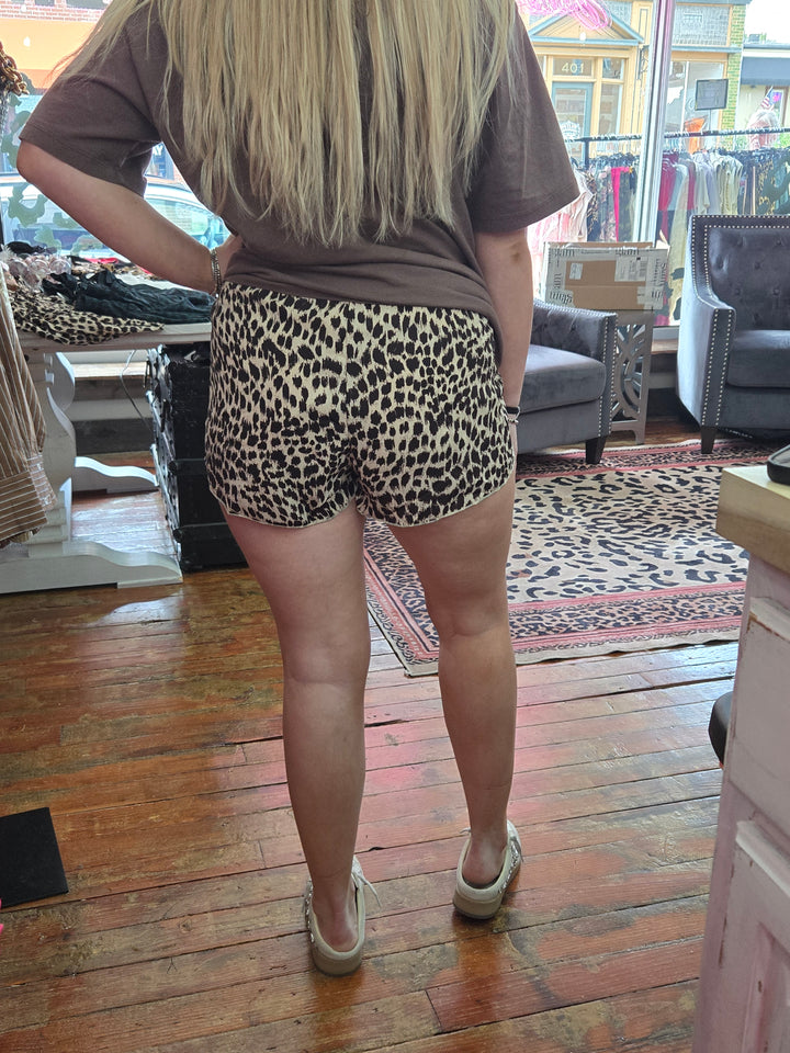 Leopard athleisure