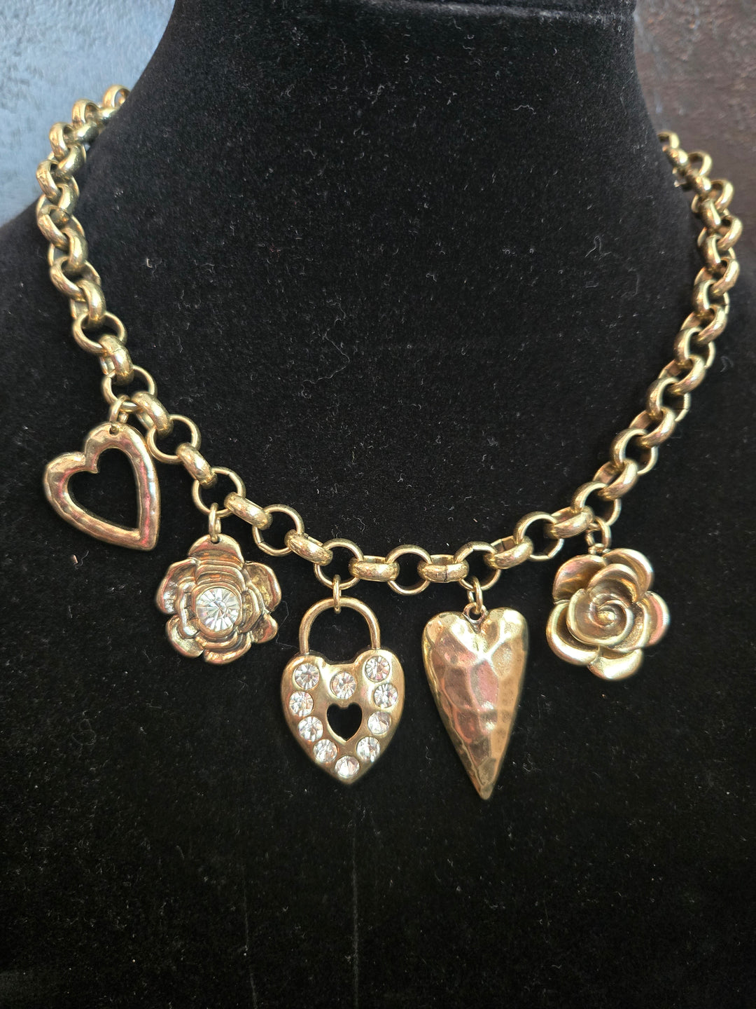Gold hearts
