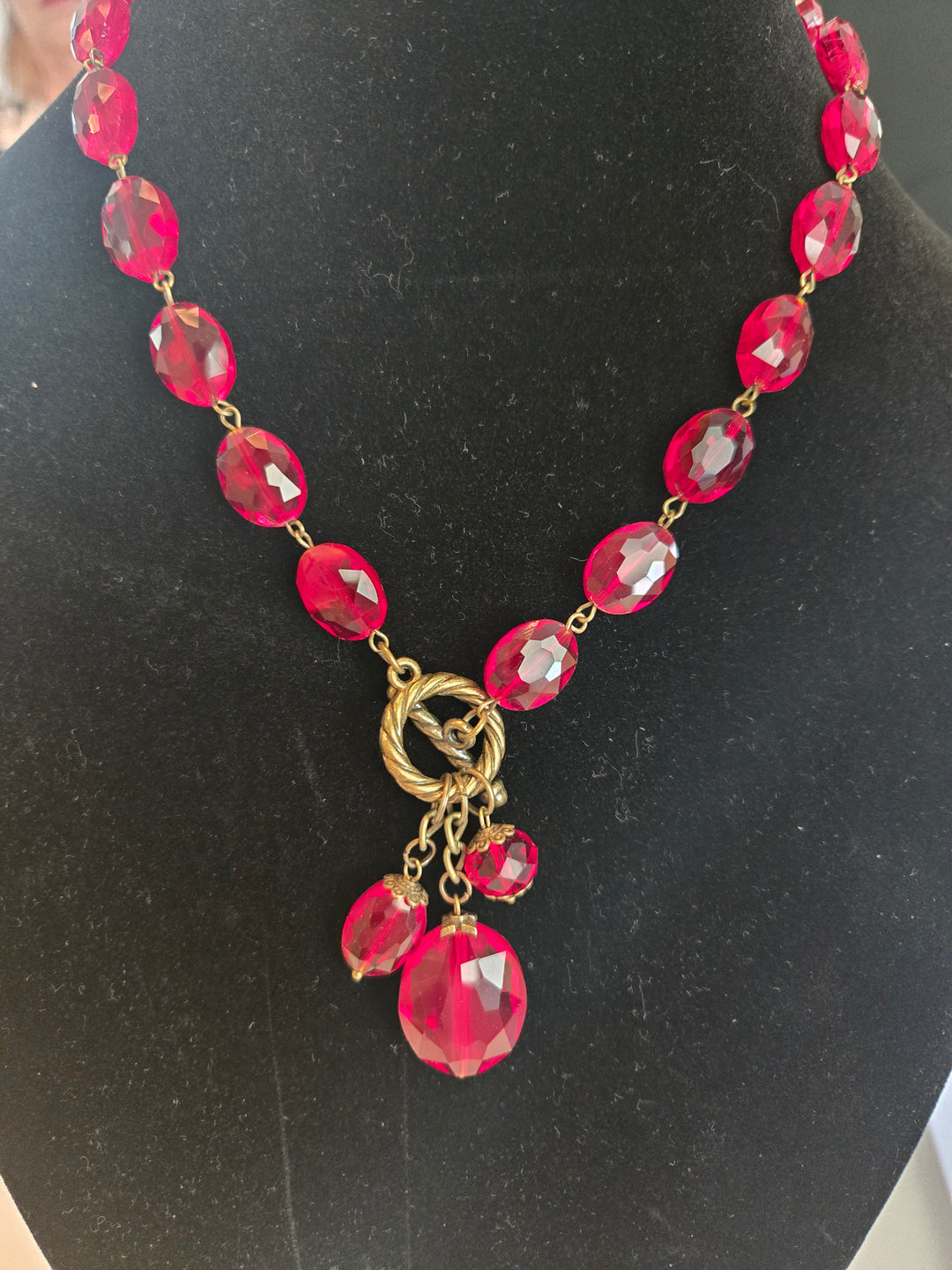 Crystal dangle