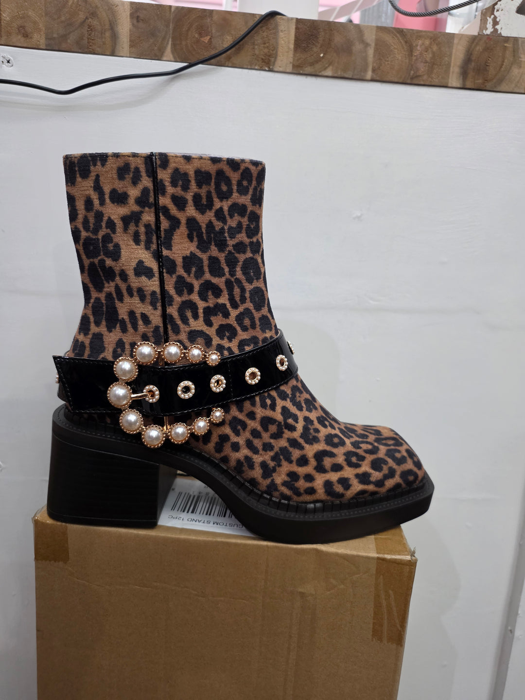 Betsy Boots